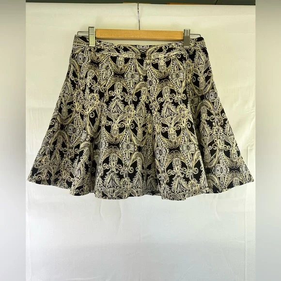 ✨ Flirty Short Circle Skirt - Deconstructed Paisley Print ✨ - Picture 1 of 11